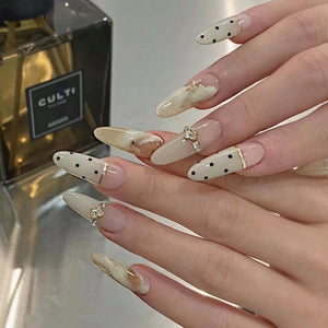 NO.305 Amourwa custom handmade nails