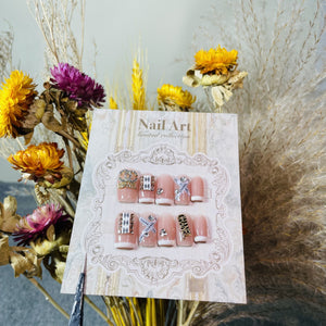 NO.204Amourwa custom handmade nails