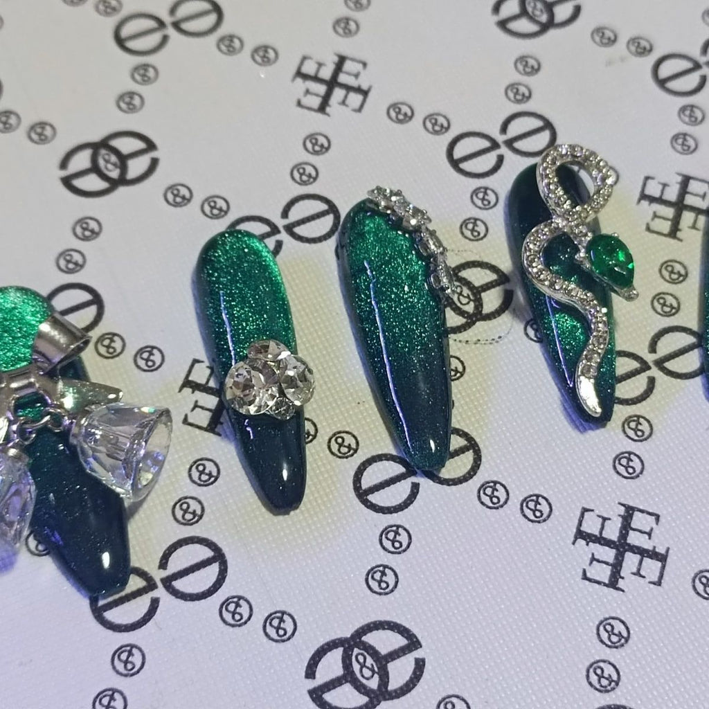 NO.234 Amourwa custom handmade nails