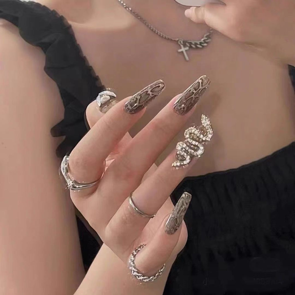 NO.233 Amourwa custom handmade nails