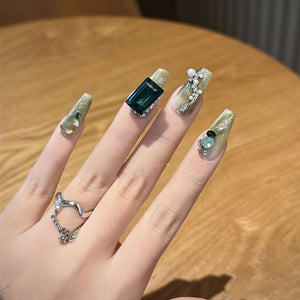 NO.122 Amourwa custom Handmade Nails