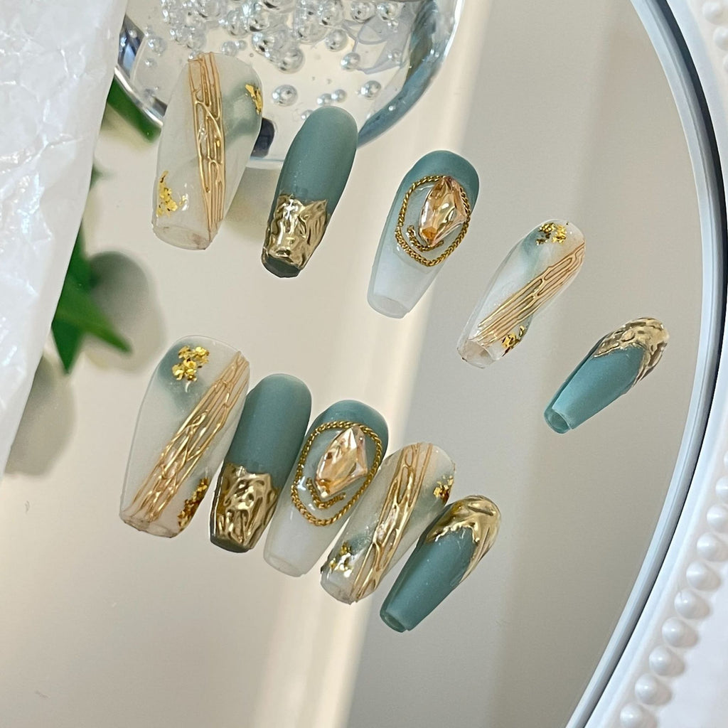 NO.160 Amourwa custom handmade nails